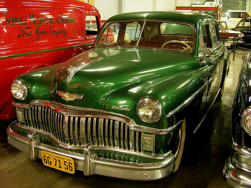 De Soto Deluxe Carryall Sedan